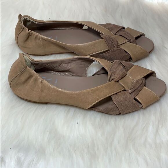 LiliMill Leather Slip On Ballet Flats Size… - Picture 4 of 6